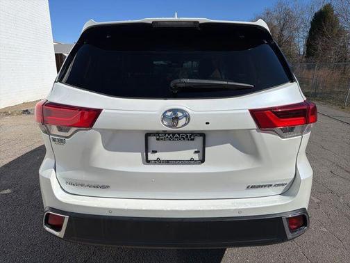 2019 Toyota Highlander Limited Platinum