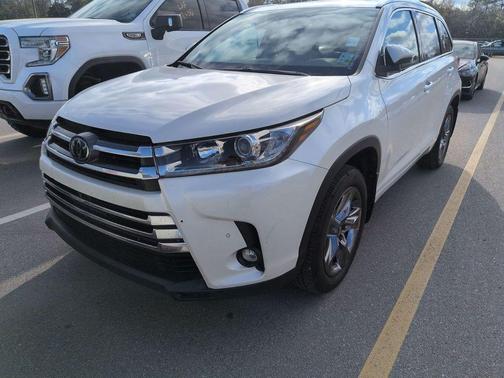 2019 Toyota Highlander Limited Platinum