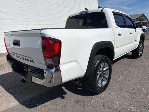 Super White 2016 Toyota Tacoma Limited