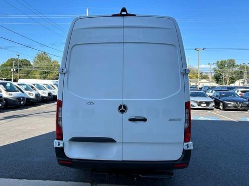 2025 Mercedes-Benz Sprinter 2500 High Roof