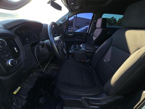 2023 GMC Sierra 2500 Pro