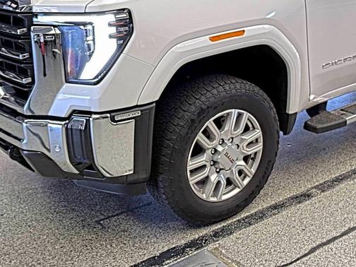 2024 GMC Sierra 2500 SLT