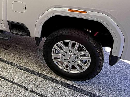 2024 GMC Sierra 2500 SLT