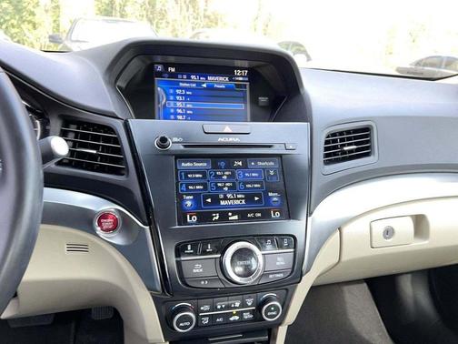 2018 Acura ILX Premium Package