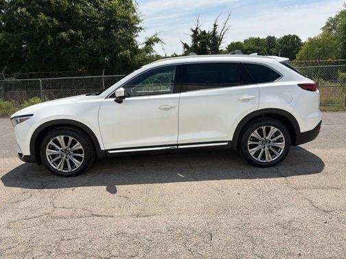 Snowflake White Pearl Mica 2022 Mazda CX-9 Signature