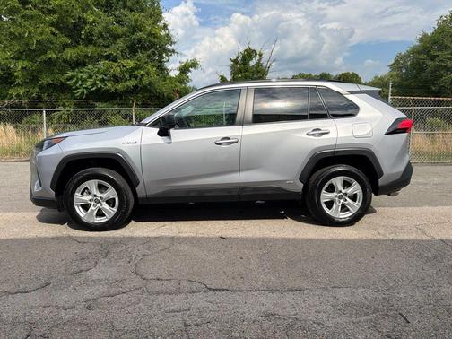 Silver Sky Metallic 2021 Toyota RAV4 Hybrid LE