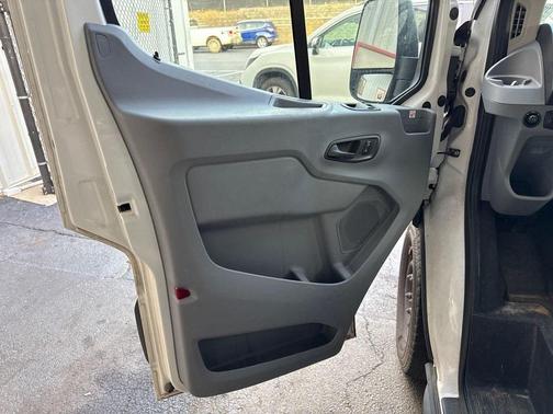 2019 Ford Transit-150 XLT