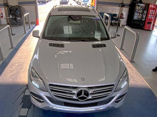 2016 Mercedes-Benz GLE-Class GLE 300d 4MATIC