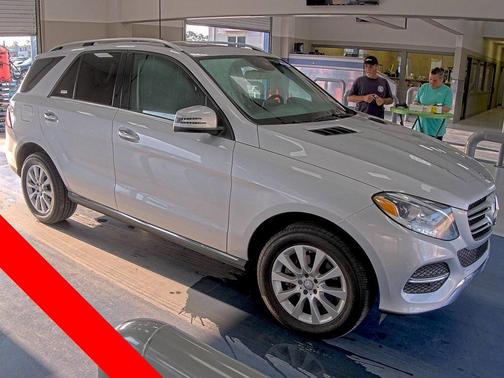 2016 Mercedes-Benz GLE-Class GLE 300d 4MATIC