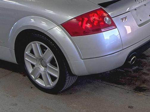 2004 Audi TT 3.2 quattro Roadster