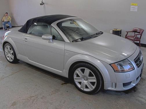 2004 Audi TT 3.2 quattro Roadster