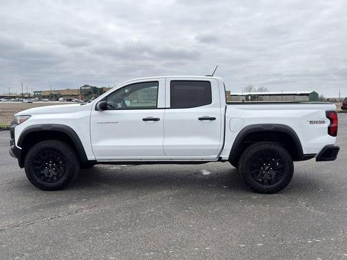 Summit White 2026 Chevrolet Colorado Trail Boss