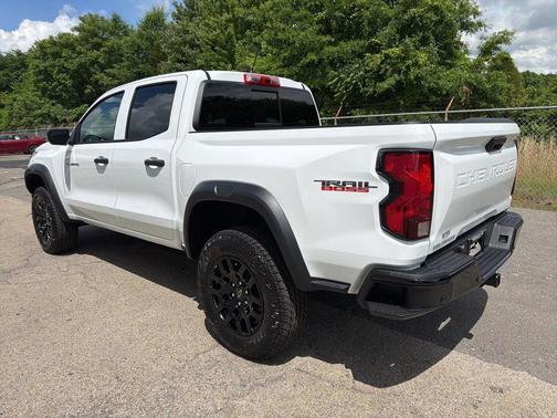 Summit White 2026 Chevrolet Colorado Trail Boss