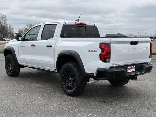 Summit White 2026 Chevrolet Colorado Trail Boss