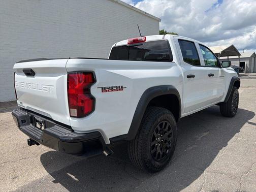 Summit White 2026 Chevrolet Colorado Trail Boss