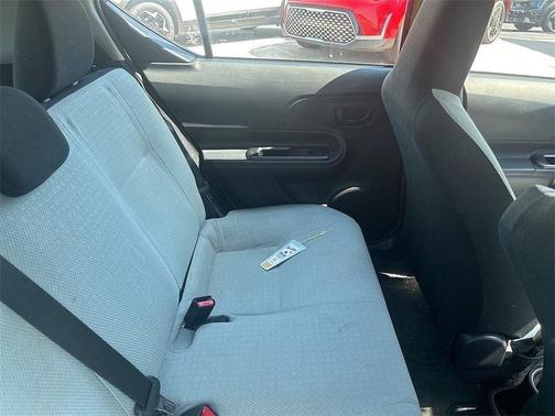 2016 Toyota Prius c One