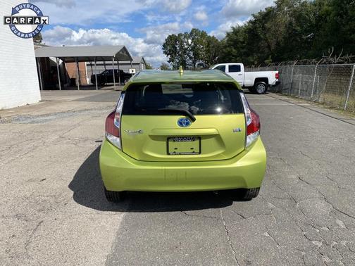 2016 Toyota Prius c Three