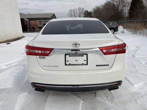 2017 Toyota Avalon Touring