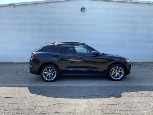 2019 Alfa Romeo Stelvio Ti Sport