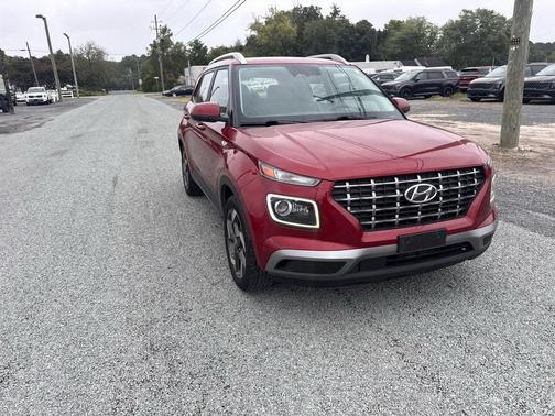2023 Hyundai VENUE Limited