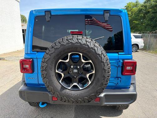 Hydro Blue Pearlcoat 2022 Jeep Wrangler Unlimited 4xe Rubicon