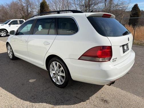 2014 Volkswagen Jetta SportWagen DSG TDI w/Sunroof & Nav