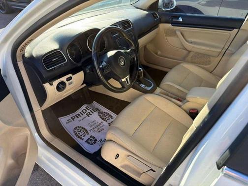 2014 Volkswagen Jetta SportWagen DSG TDI w/Sunroof & Nav