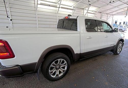 Ivory White Tri-Coat Pearlcoat 2019 RAM 1500 Longhorn