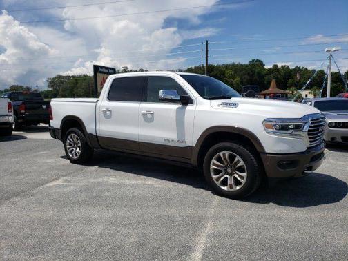 Ivory White Tri-Coat Pearlcoat 2019 RAM 1500 Longhorn