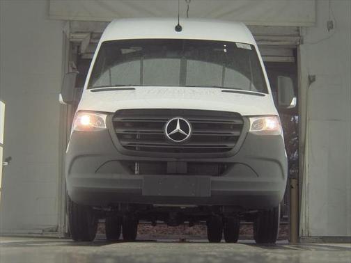2024 Mercedes-Benz Sprinter 4500 High Roof 4-Cyl Diesel HO