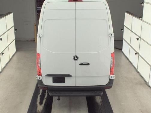 2024 Mercedes-Benz Sprinter 4500 High Roof 4-Cyl Diesel HO