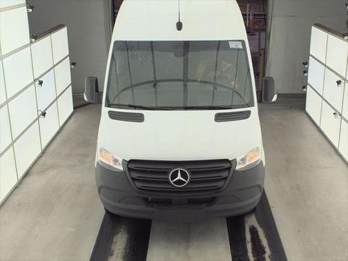 2024 Mercedes-Benz Sprinter 4500 High Roof 4-Cyl Diesel HO