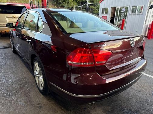 2014 Volkswagen Passat 2.0L TDI DSG SEL Premium