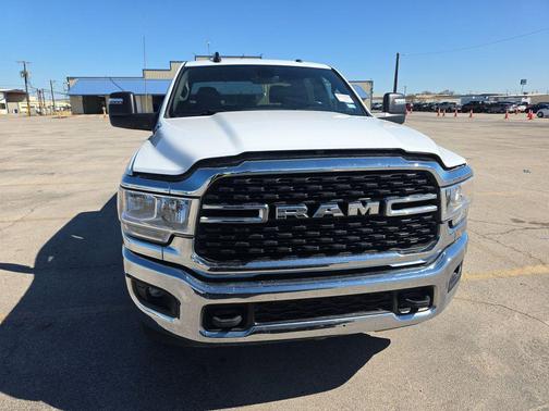 Bright White Clearcoat 2023 RAM 2500 Big Horn Crew Cab 4x4 8' Box