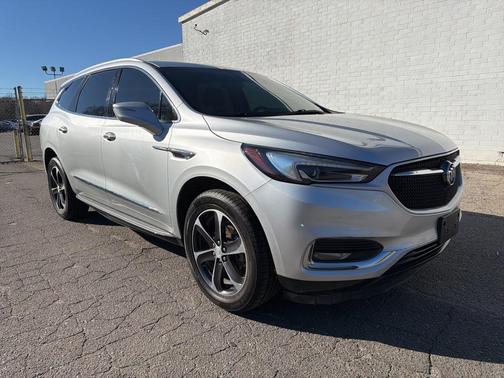 2020 Buick Enclave Essence