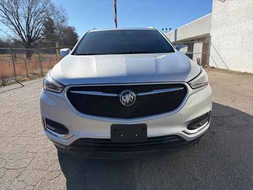 2020 Buick Enclave Essence