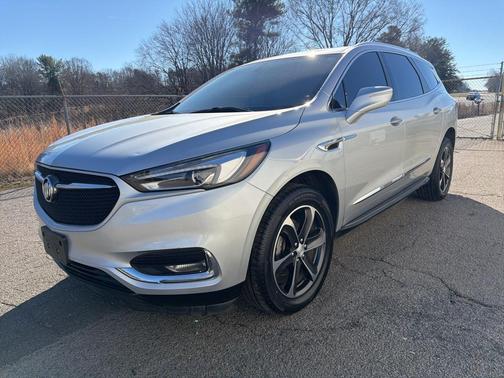 2020 Buick Enclave Essence