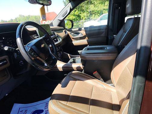 Auburn Metallic 2022 Chevrolet Suburban 4WD High Country