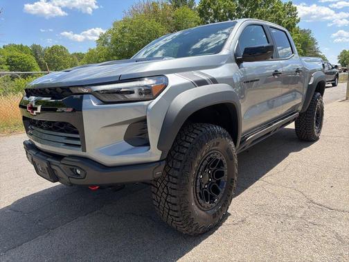 Sterling Gray Metallic 2026 Chevrolet Colorado ZR2