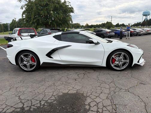 Arctic White 2020 Chevrolet Corvette Stingray w/3LT
