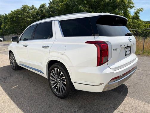 Hyper White 2025 Hyundai PALISADE Calligraphy