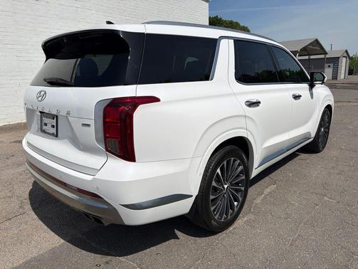 Hyper White 2025 Hyundai PALISADE Calligraphy
