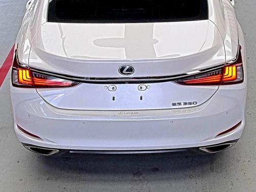 2019 Lexus ES 350 Ultra Luxury