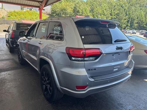 2020 Jeep Grand Cherokee Altitude