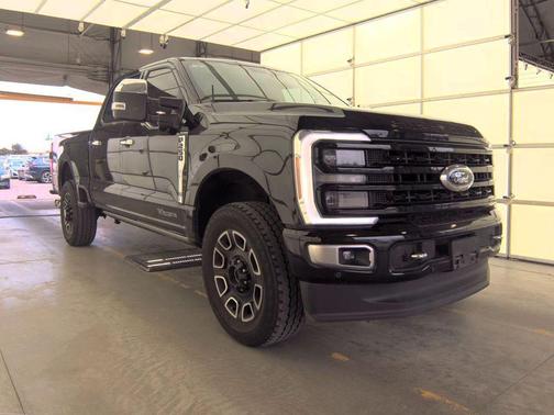 Agate Black Metallic 2024 Ford F-250 Platinum