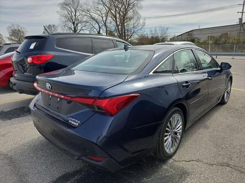 2020 Toyota Avalon Hybrid Limited