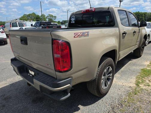 Sand Dune Metallic 2022 Chevrolet Colorado Z71