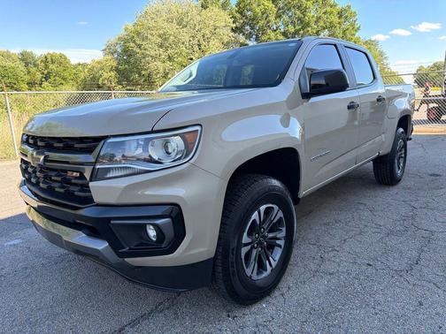 Sand Dune Metallic 2022 Chevrolet Colorado Z71