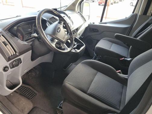 2018 Ford Transit-150 XLT