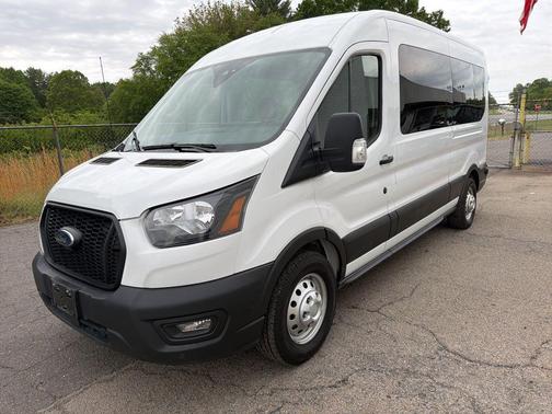 Oxford White 2024 Ford Transit-350 XL